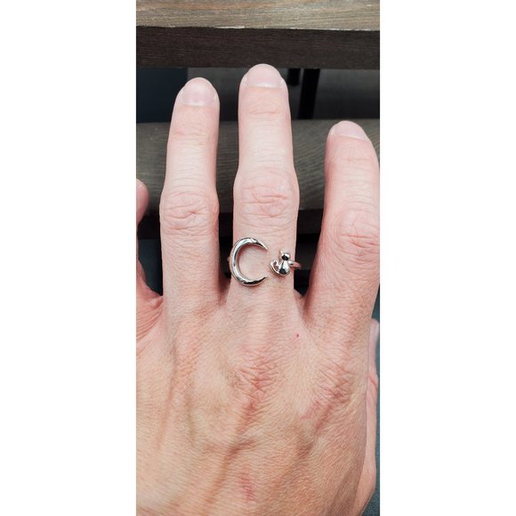Size 10 Sterling Silver Cute Open Cat And Crescent Moon Band Ring - Picture 1 of 6
